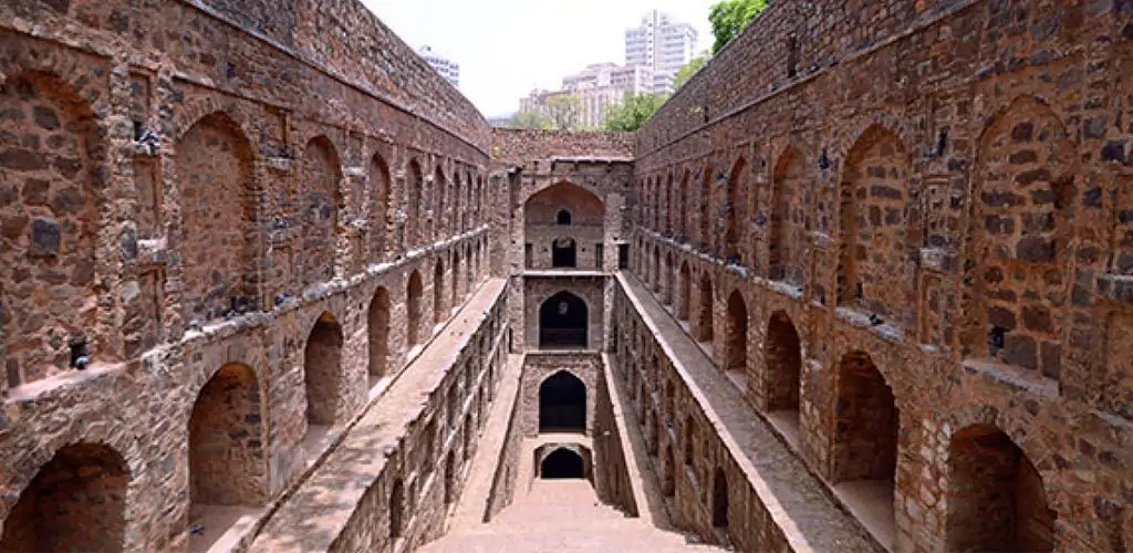 10 Best Tourist Places To Visit In Delhi - Agrasen-ki-Baoli