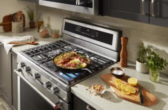 Gas vs. Electric Cooktops – Reasons Gas is the Clear Winner for Your Kitchen