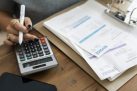 How Do You Write a Report on Travel Expenses?